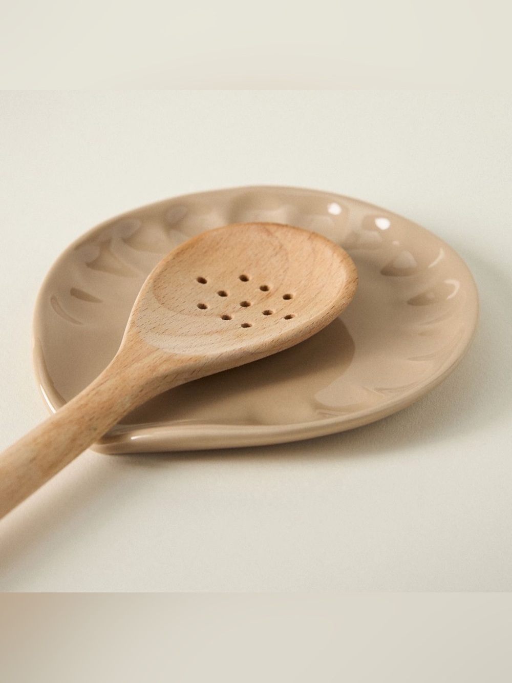 Anthropologie Sand Amelie Latte Portuguese Stoneware Spoon Rest